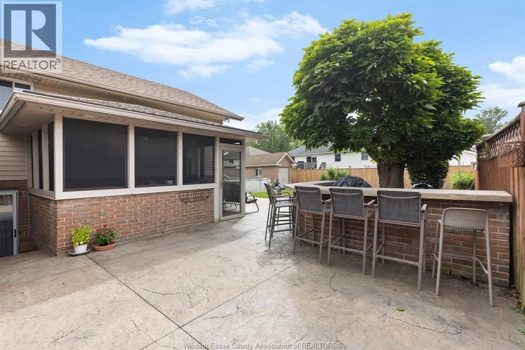 2085 EDGEMORE