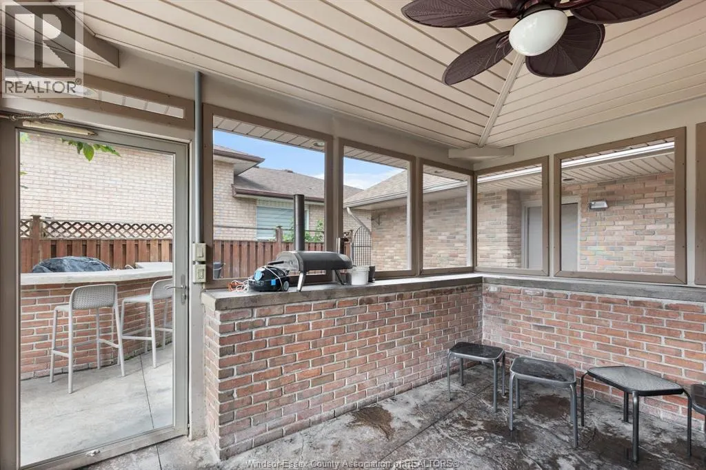 2085 EDGEMORE