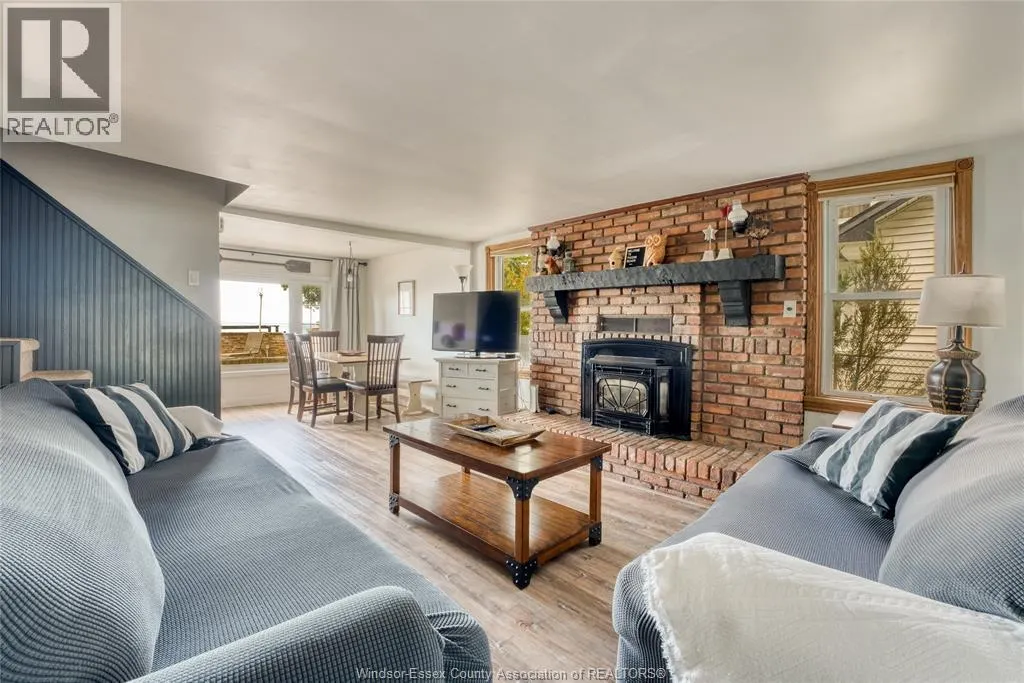 583 Pigeon Beach