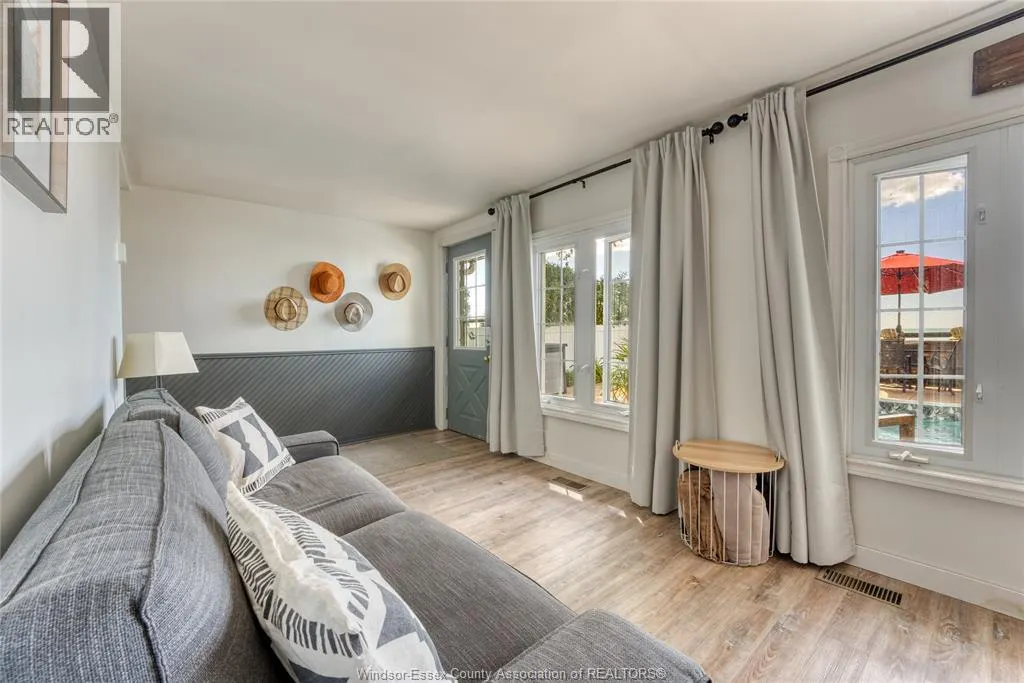 583 Pigeon Beach