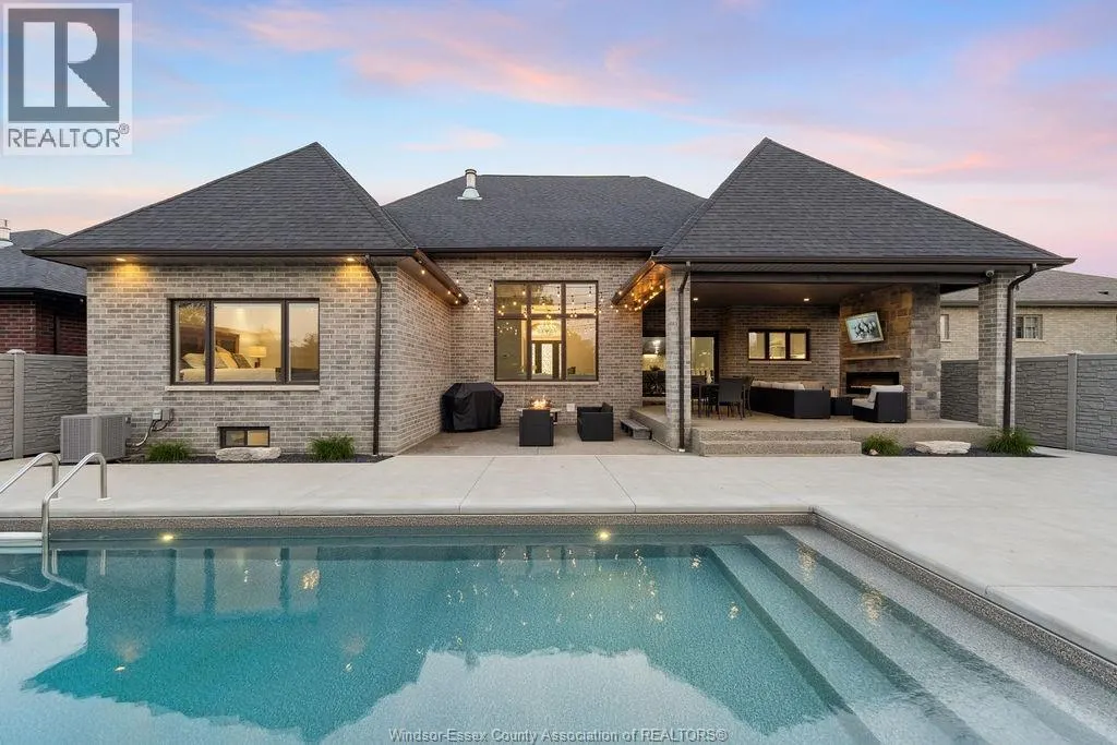 1456 MULLINS DRIVE
