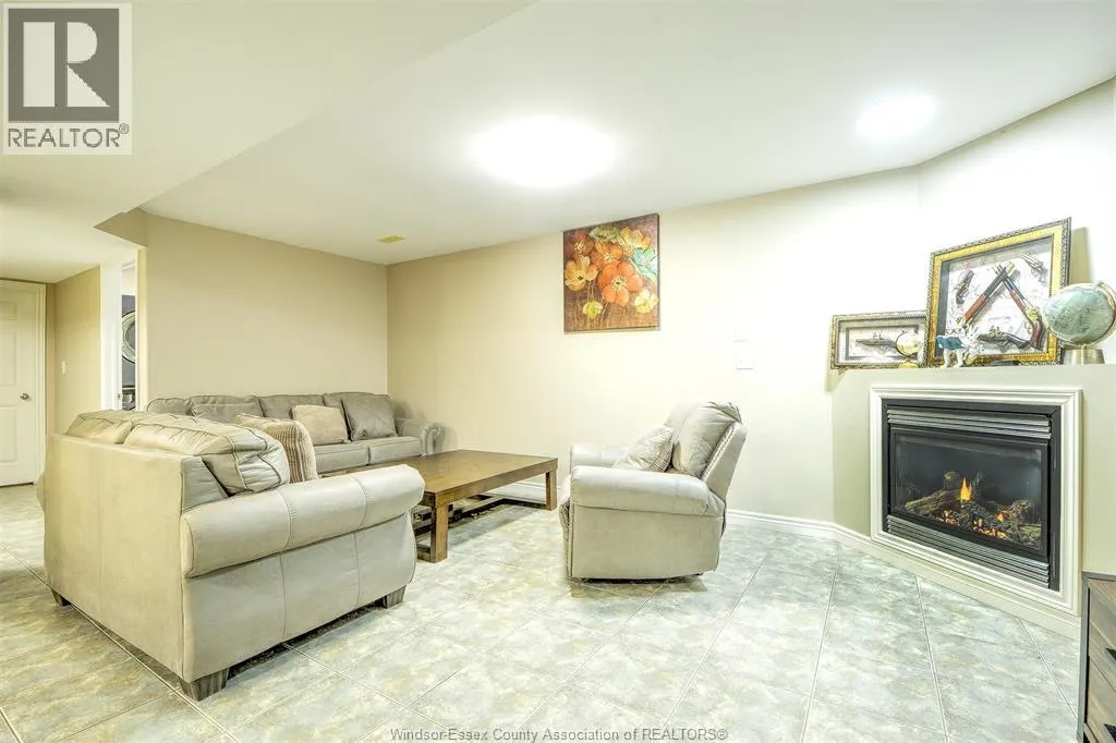 160 BRANTON CRESCENT