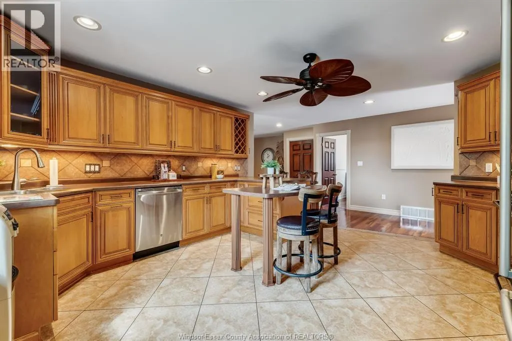 35 Normandy AVENUE