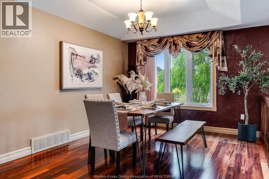 35 Normandy AVENUE