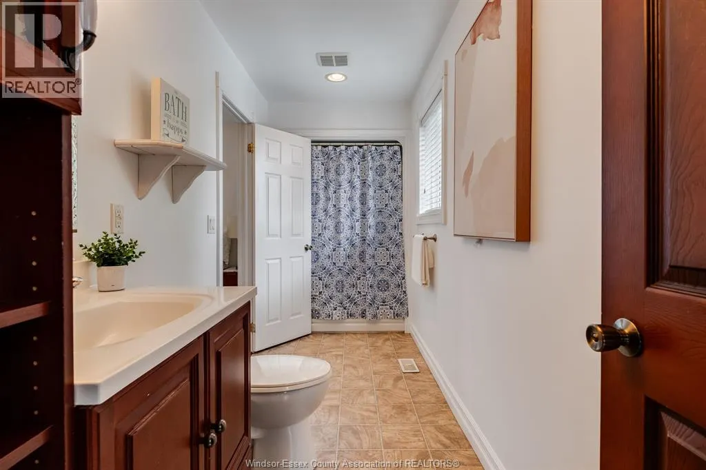 35 Normandy AVENUE