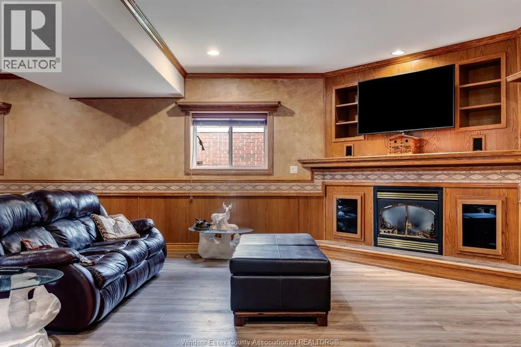 35 Normandy AVENUE