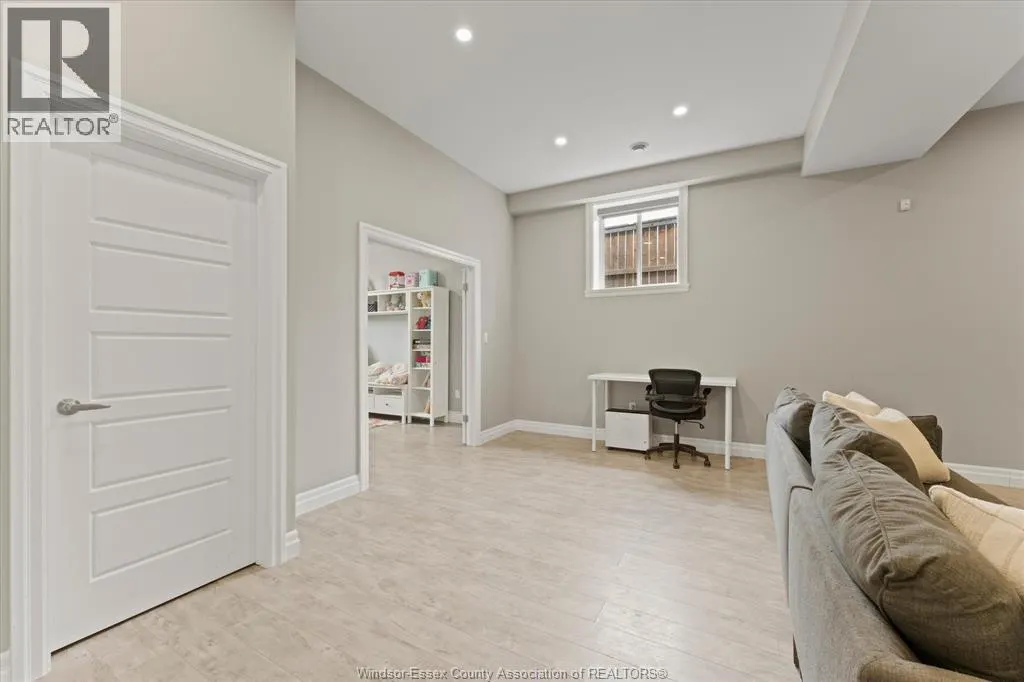 207 SUMMER STREET