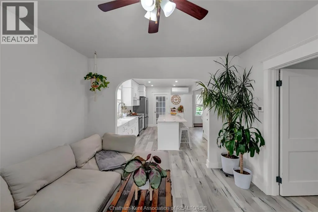 1134 Elizabeth STREET