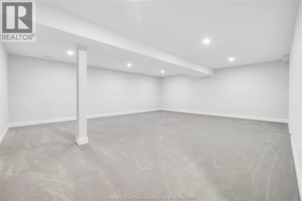 445 CASERTA CRESCENT