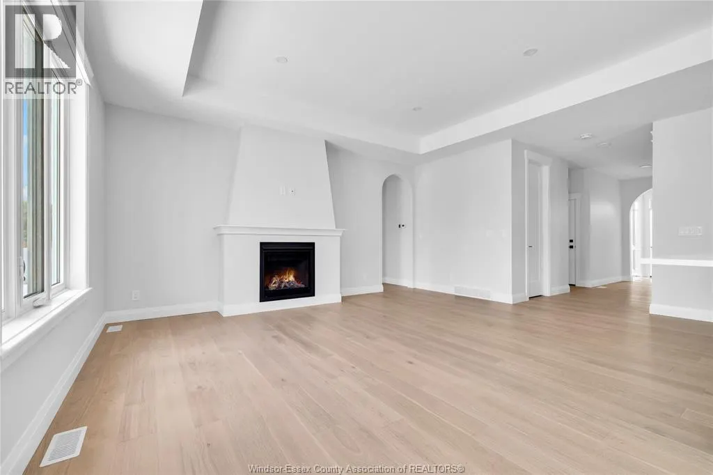 445 CASERTA CRESCENT