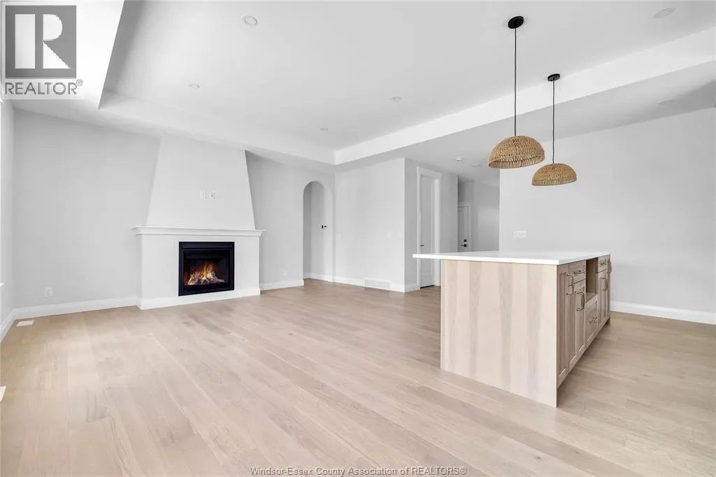 445 CASERTA CRESCENT