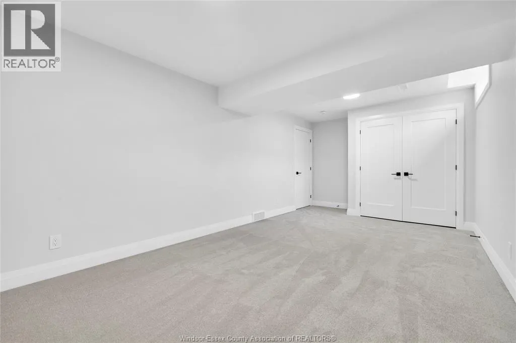 445 CASERTA CRESCENT