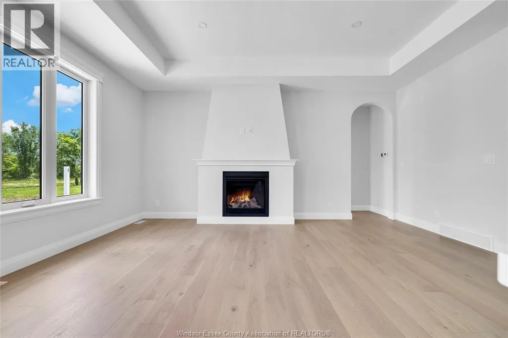 445 CASERTA CRESCENT