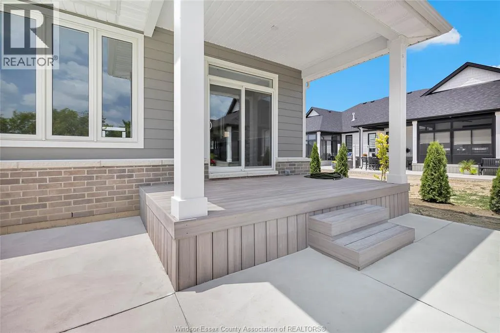 445 CASERTA CRESCENT