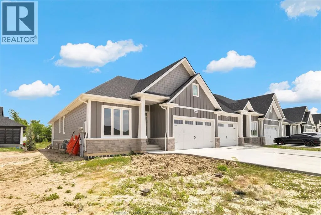 445 CASERTA CRESCENT