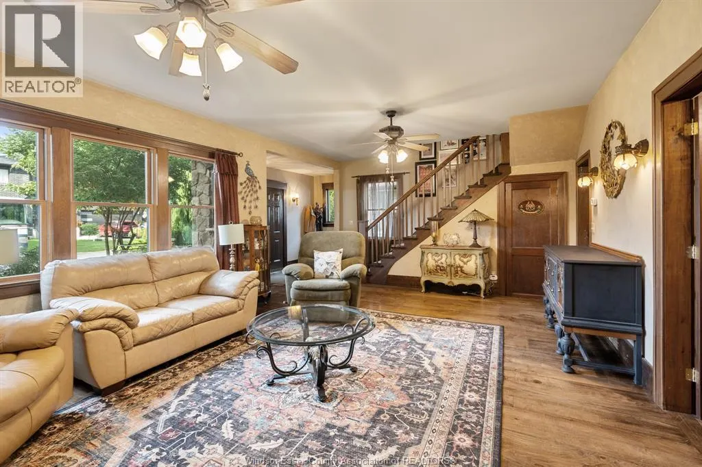 71 Scott DRIVE
