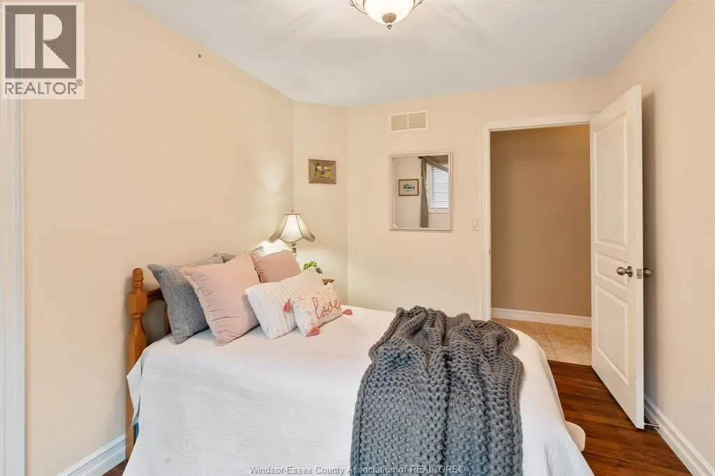 99 Anfred STREET