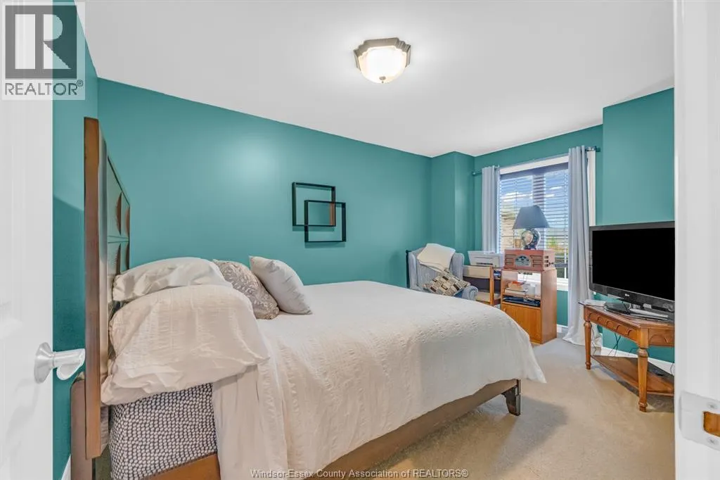 307 GOLFVIEW DRIVE