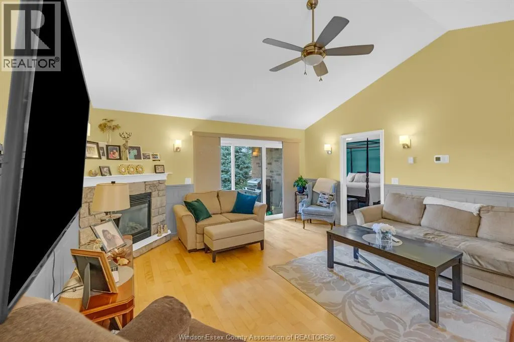 307 GOLFVIEW DRIVE
