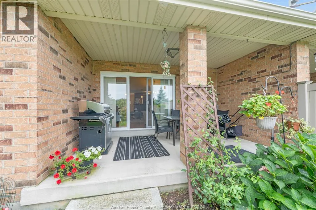 307 GOLFVIEW DRIVE
