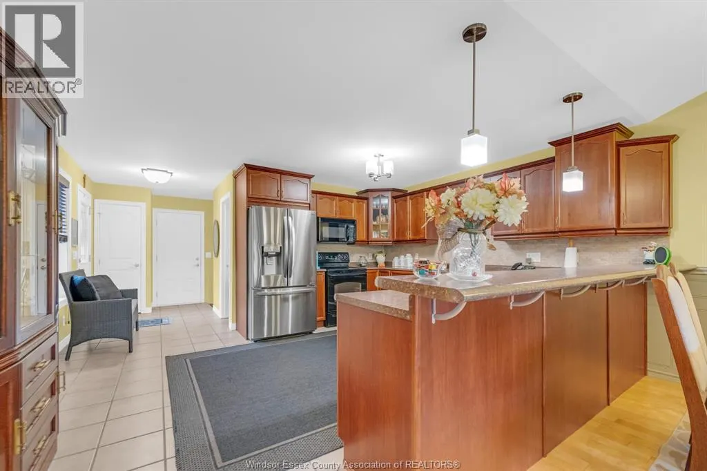 307 GOLFVIEW DRIVE