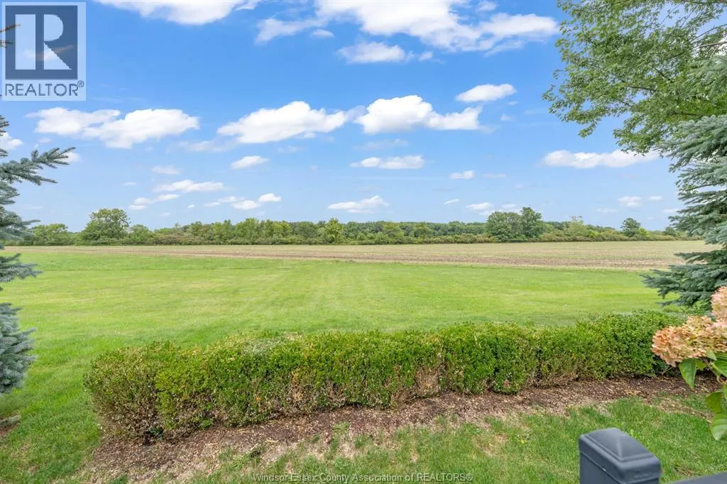 307 GOLFVIEW DRIVE