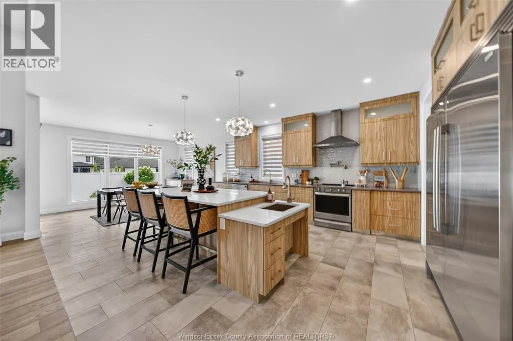 212 RAFIH CRESCENT