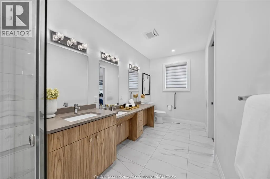 212 RAFIH CRESCENT