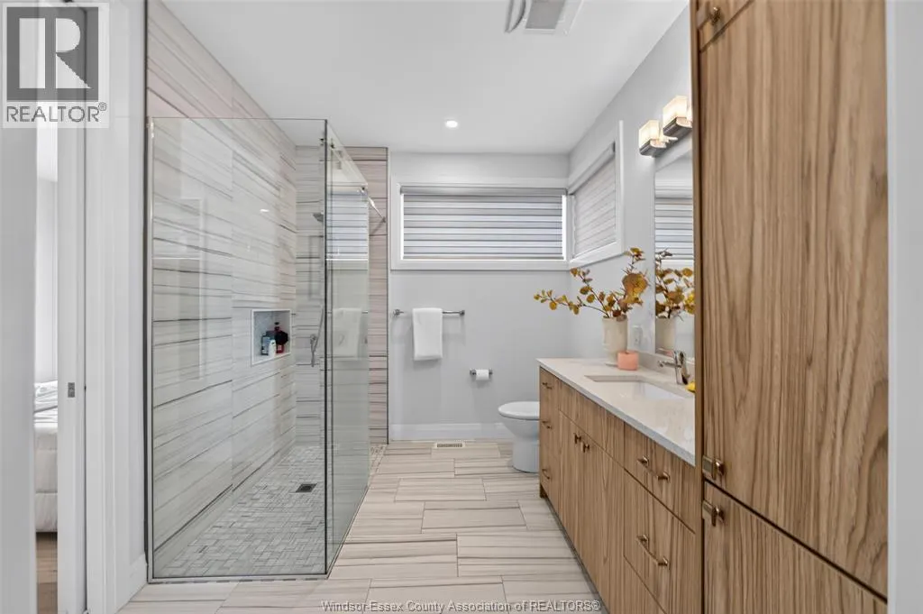 212 RAFIH CRESCENT