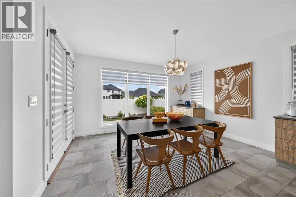 212 RAFIH CRESCENT