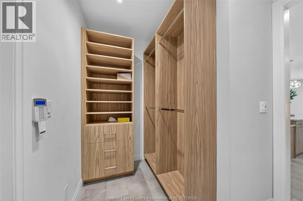 212 RAFIH CRESCENT