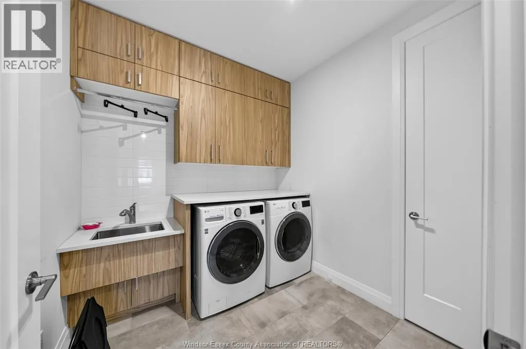 212 RAFIH CRESCENT