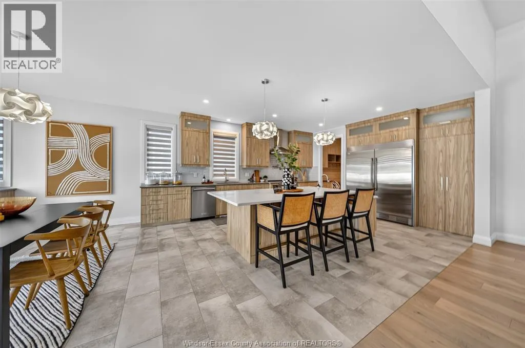 212 RAFIH CRESCENT