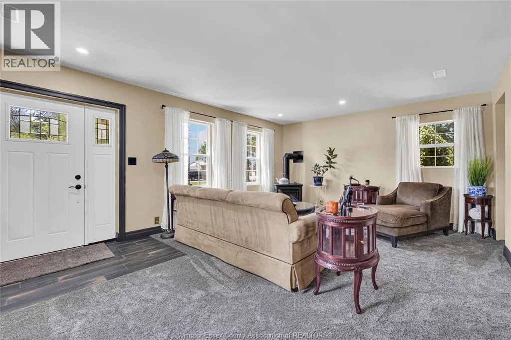 458 COUNTY RD 34 West