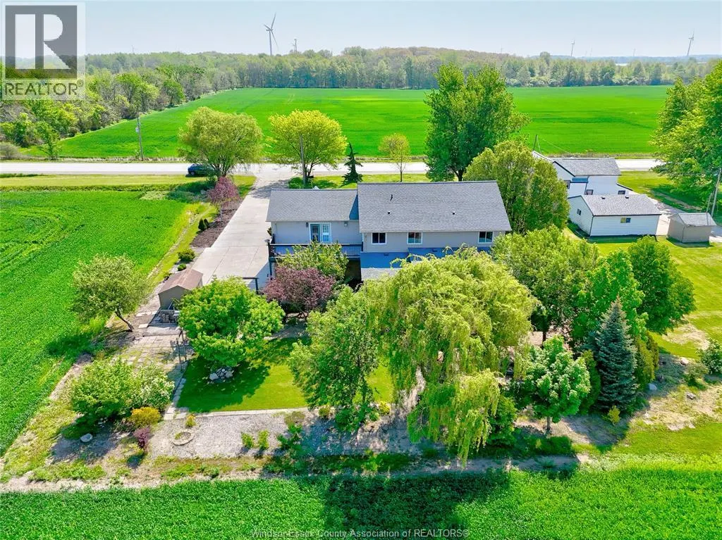 323 COUNTY RD 27 East