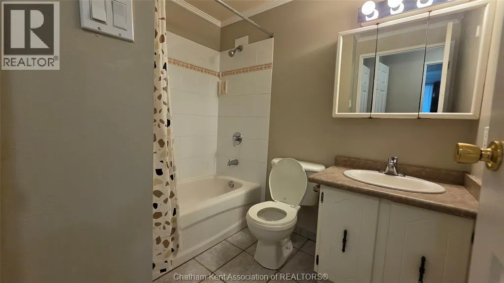 975 Grand AVENUE West Unit# 106