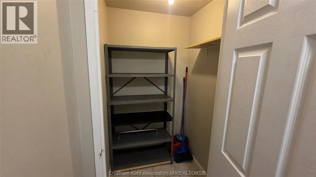 975 Grand AVENUE West Unit# 106