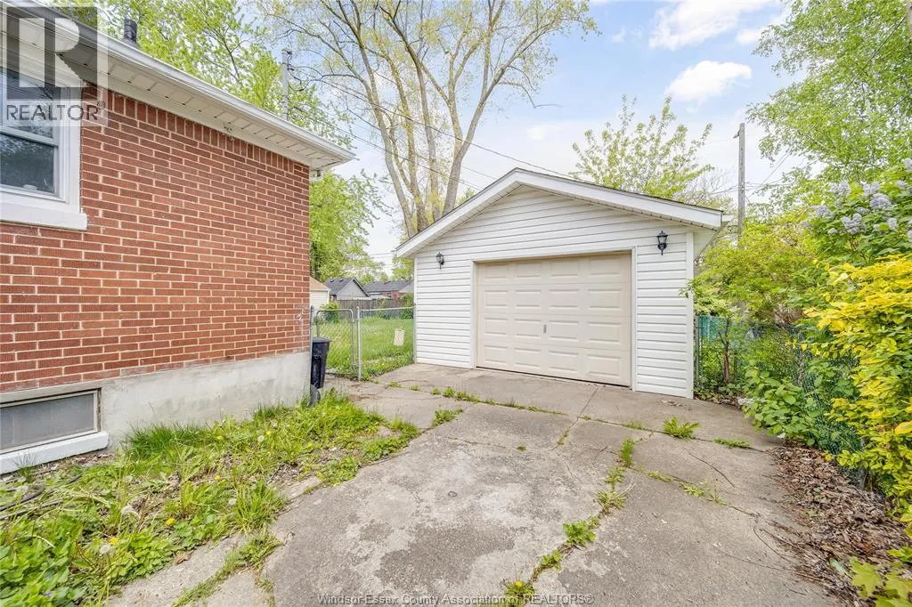 3264 DOMINION BOULEVARD