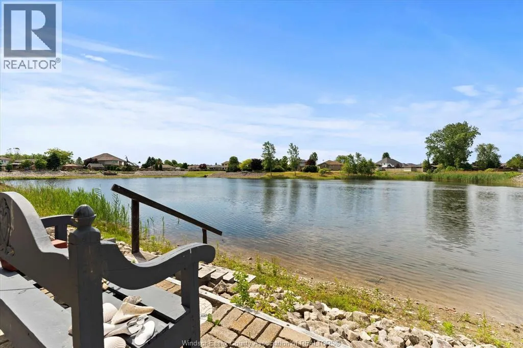 24 SANDY LAKE