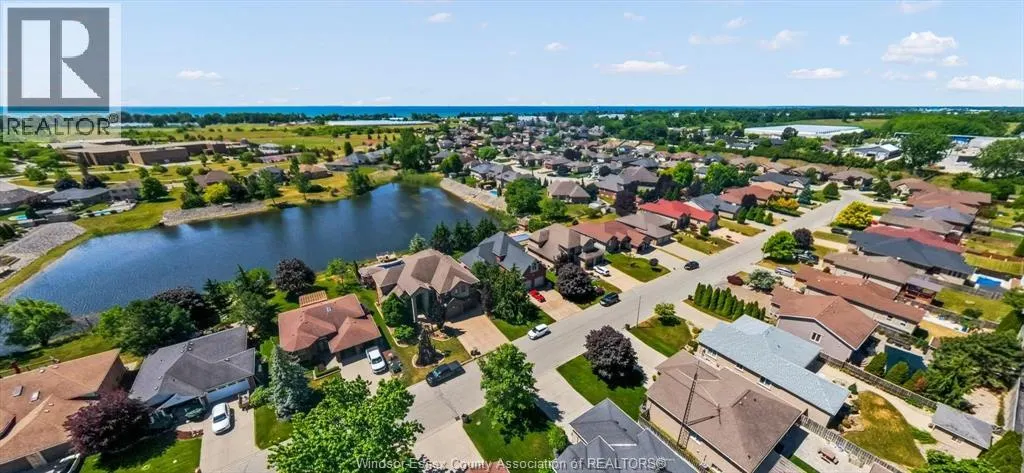 24 SANDY LAKE