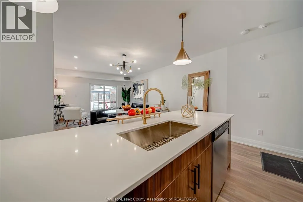 11957 TECUMSEH ROAD East Unit# 101