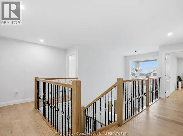 37 KINGSBRIDGE DRIVE