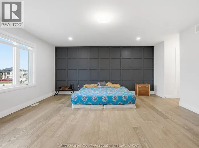 37 KINGSBRIDGE DRIVE