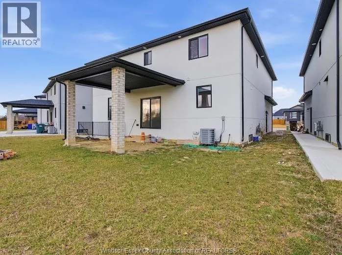 37 KINGSBRIDGE DRIVE