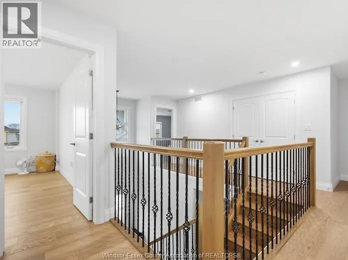 37 KINGSBRIDGE DRIVE