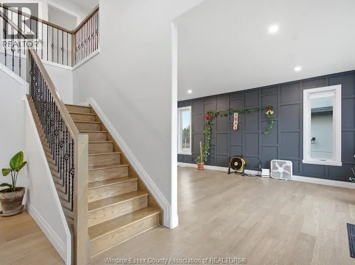 37 KINGSBRIDGE DRIVE