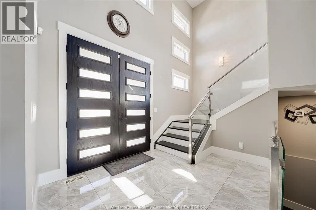 1140 REGENCY CRESCENT