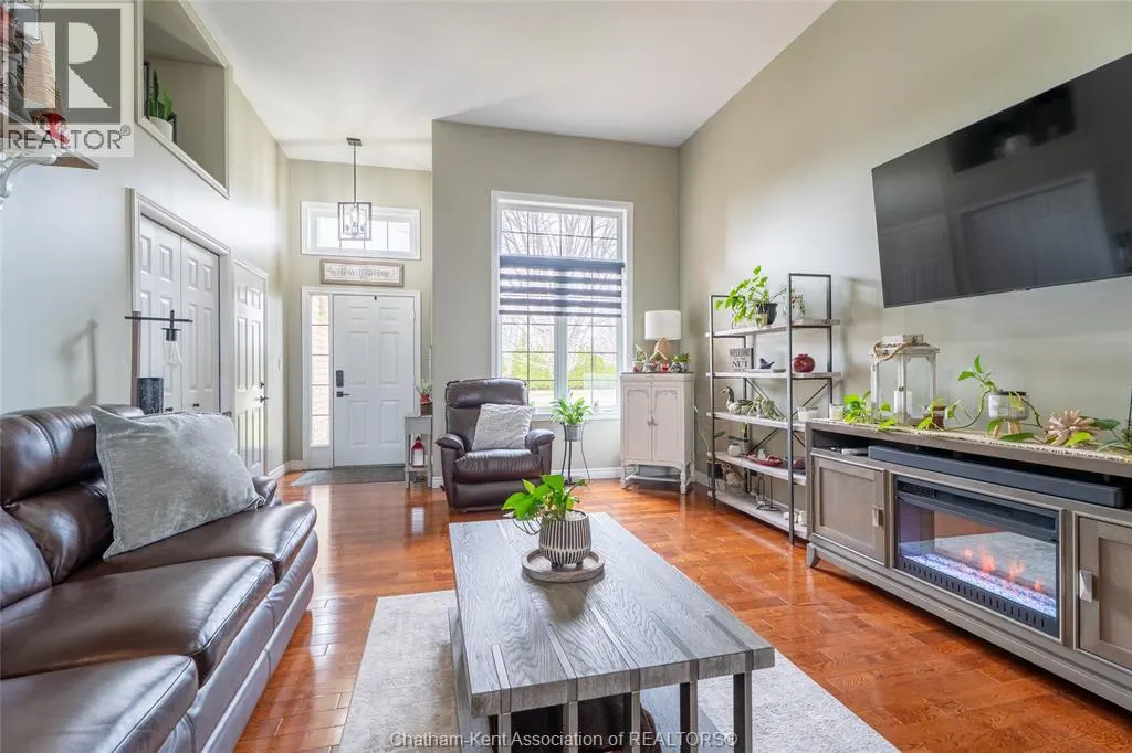 433 KEIL TRAIL North