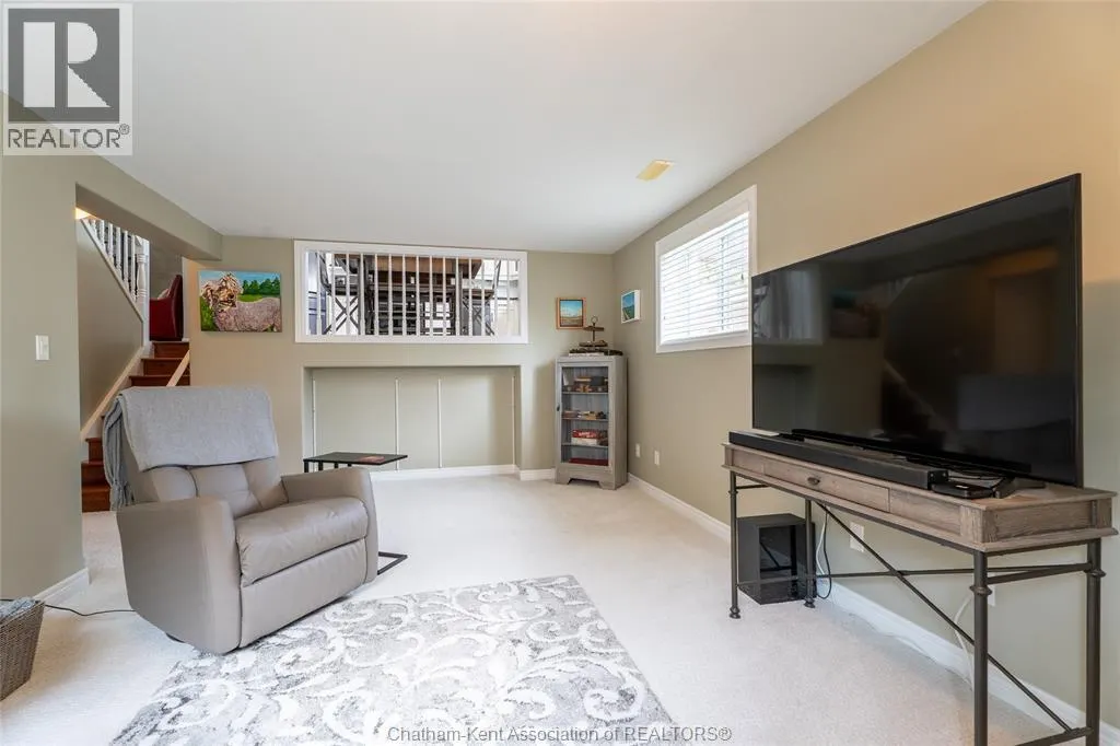 433 KEIL TRAIL North