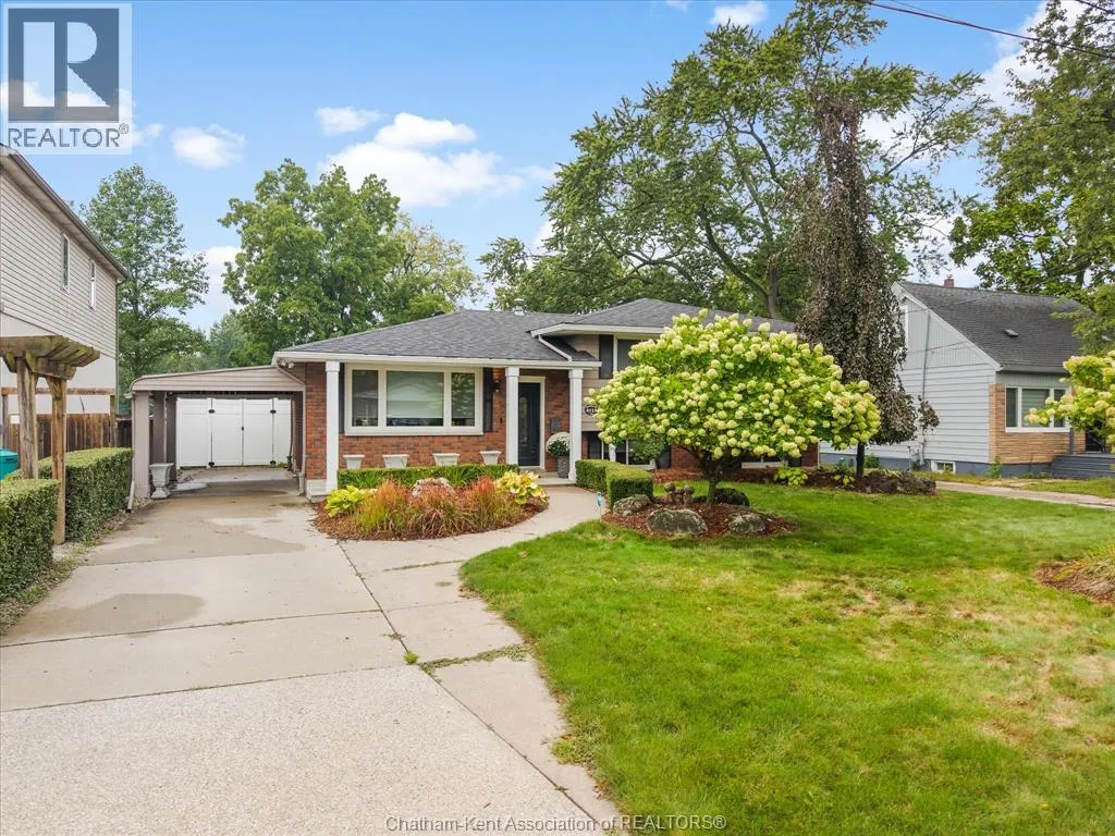 4113 Roseland DRIVE East